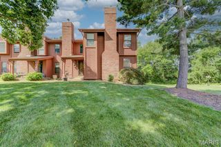 3016 Duclair Parkway, St Charles, MO 63303