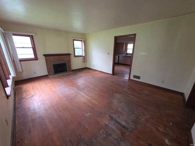 1621 College Street, South Bend, IN 46628