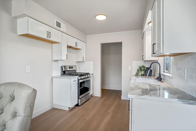 1428 Miami Avenue, Clovis, CA 93611