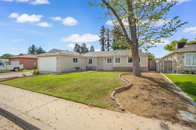 1428 Miami Avenue, Clovis, CA 93611