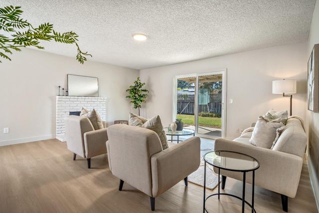 1428 Miami Avenue, Clovis, CA 93611