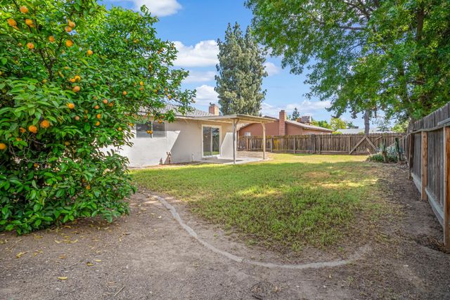 1428 Miami Avenue, Clovis, CA 93611