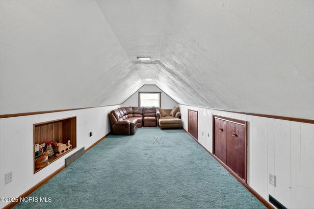 2094 Kelsey Avenue, Toledo, OH 43605