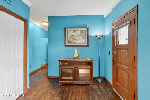 2094 Kelsey Avenue, Toledo, OH 43605