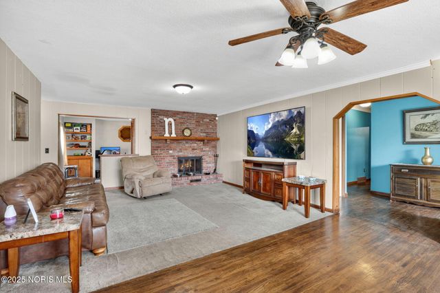 2094 Kelsey Avenue, Toledo, OH 43605