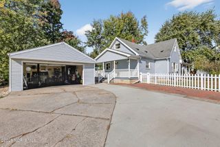 2094 Kelsey Avenue, Toledo, OH 43605