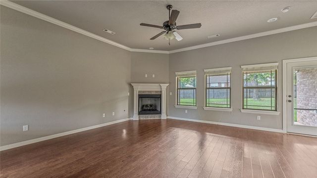 531 Carlson Street, Centerton, AR 72719