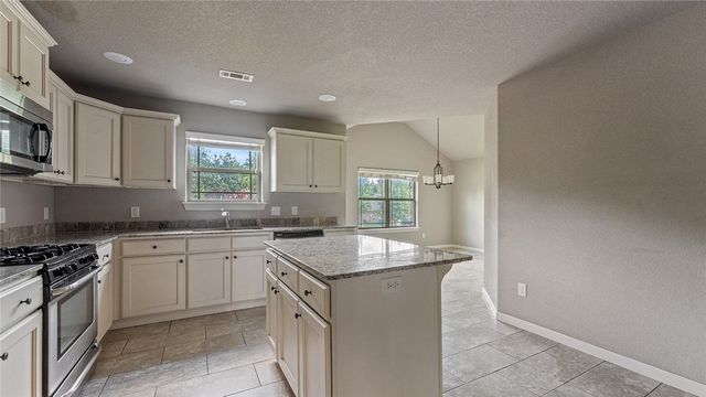 531 Carlson Street, Centerton, AR 72719