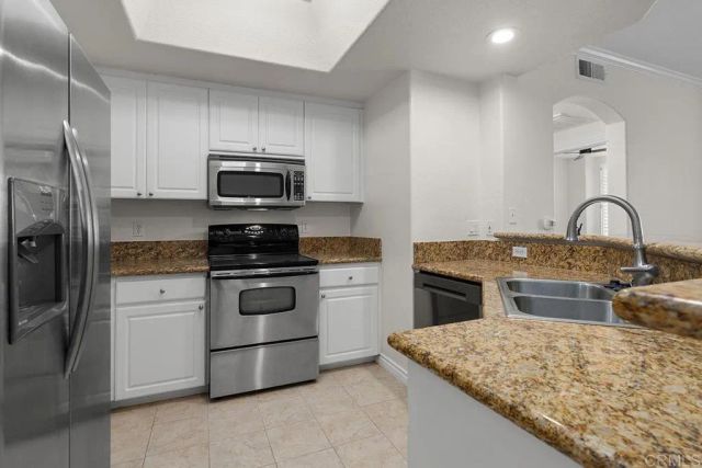 4155 Executive Drive E307, La Jolla, CA 92037