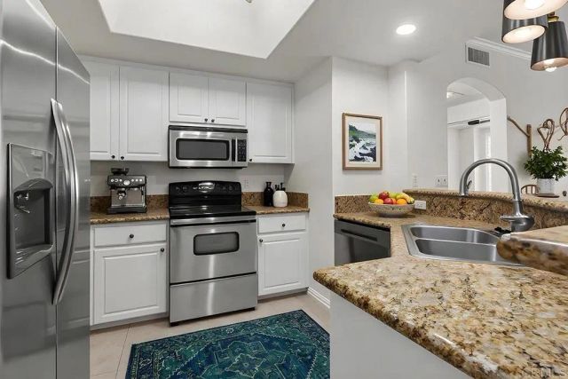 4155 Executive Drive E307, La Jolla, CA 92037