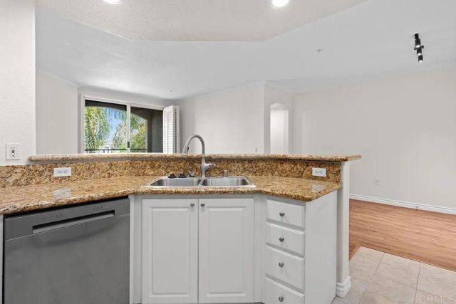4155 Executive Drive E307, La Jolla, CA 92037