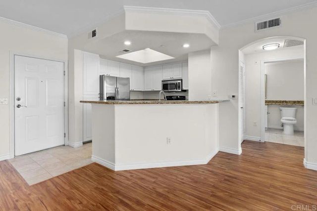 4155 Executive Drive E307, La Jolla, CA 92037