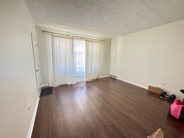 13226 S Burley Avenue, Chicago, IL 60633