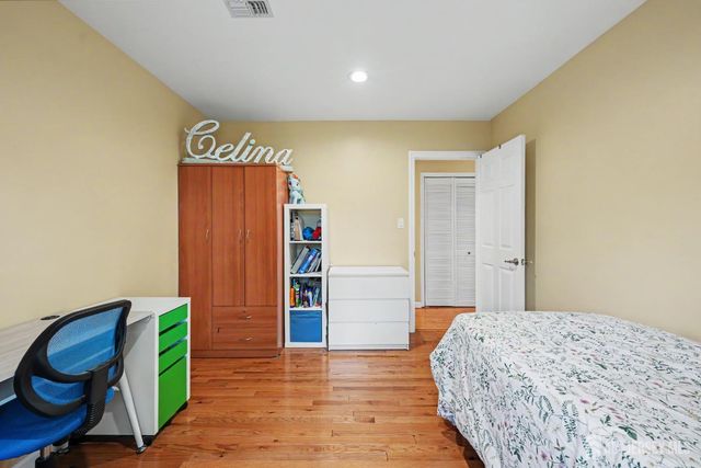10 Sunset Boulevard, East Brunswick, NJ 08816