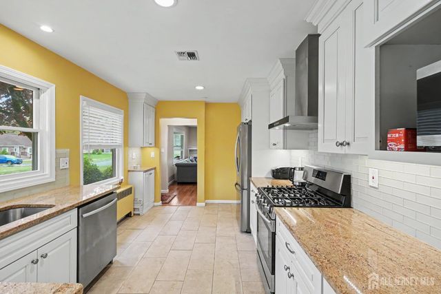 10 Sunset Boulevard, East Brunswick, NJ 08816