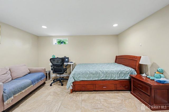 10 Sunset Boulevard, East Brunswick, NJ 08816