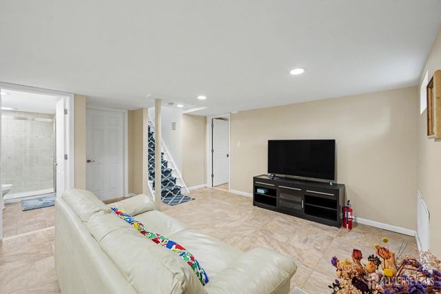 10 Sunset Boulevard, East Brunswick, NJ 08816