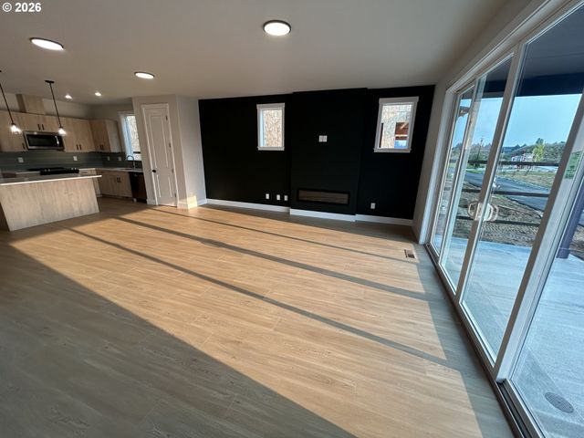 2418 Sw 5TH Pl, Battle Ground, WA 98604
