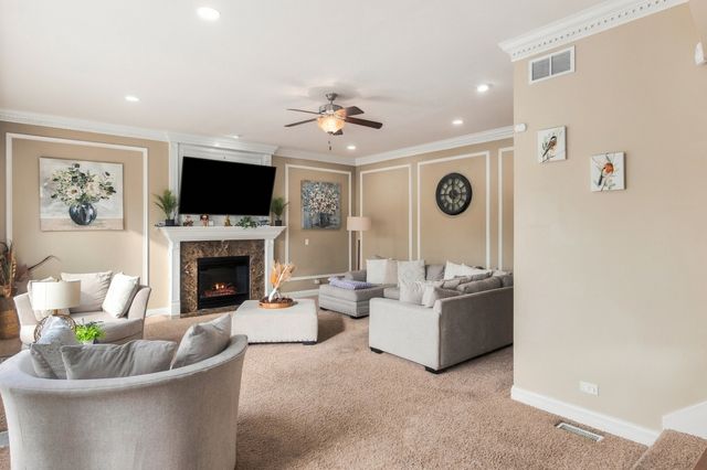 12914 Ridge Wood Lane, Plainfield, IL 60585