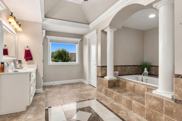 12914 Ridge Wood Lane, Plainfield, IL 60585