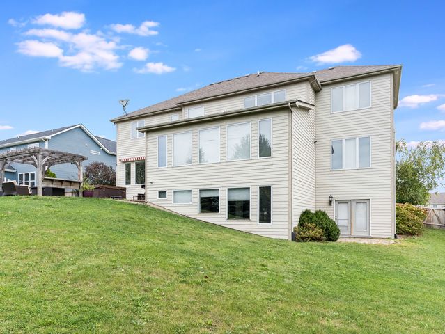 12914 Ridge Wood Lane, Plainfield, IL 60585