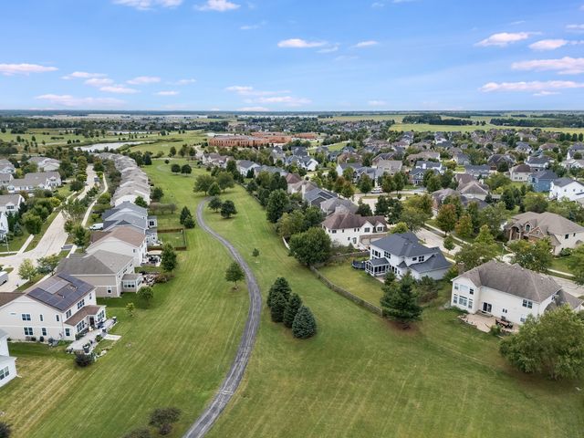 12914 Ridge Wood Lane, Plainfield, IL 60585