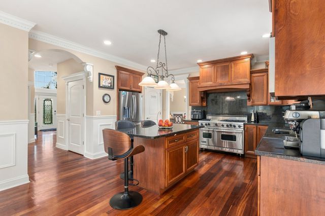 12914 Ridge Wood Lane, Plainfield, IL 60585