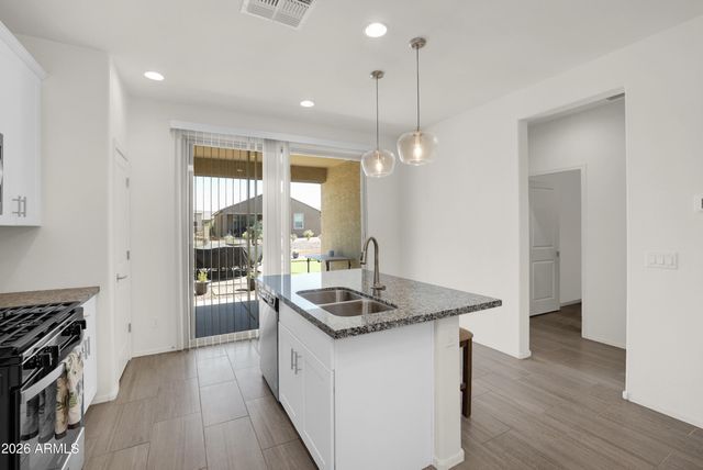 42116 W SUNFLOWER Road, Maricopa, AZ 85138