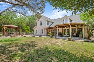 108 Lauren LN, Kyle, TX 78640