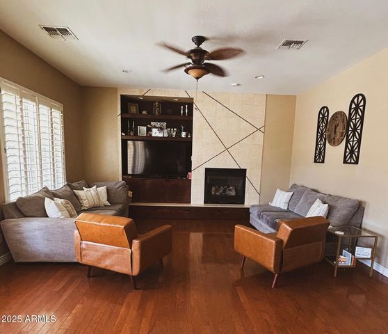 4450 S RIO Drive, Chandler, AZ 85249