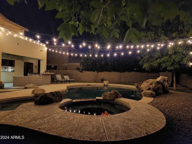 4450 S RIO Drive, Chandler, AZ 85249