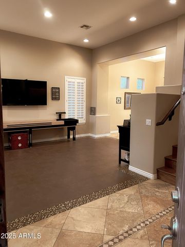 4450 S RIO Drive, Chandler, AZ 85249