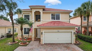 2216 NW 72nd Ter, Pembroke Pines, FL 33024