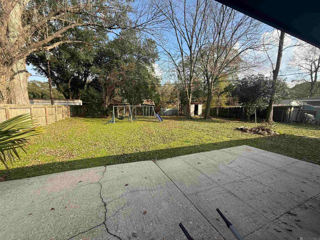 2245 Seracedar, Baton Rouge, LA 70816