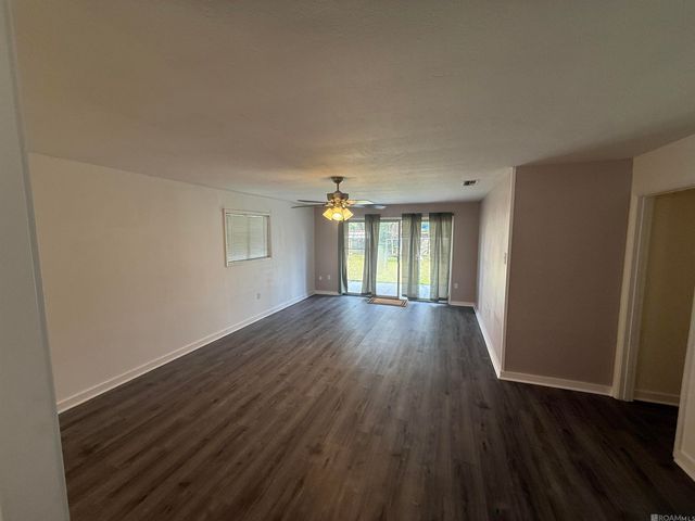 2245 Seracedar, Baton Rouge, LA 70816