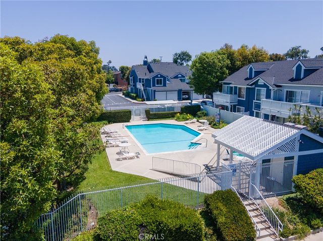775 Stone Harbor 44, La Habra, CA 90631