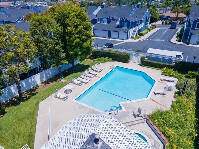 775 Stone Harbor 44, La Habra, CA 90631