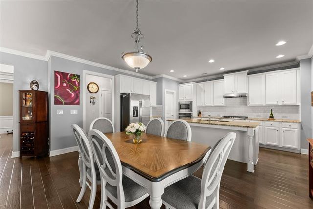 5157 Sunlake Drive, Hoschton, GA 30548
