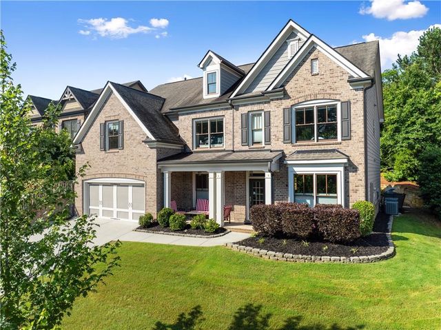 5157 Sunlake Drive, Hoschton, GA 30548