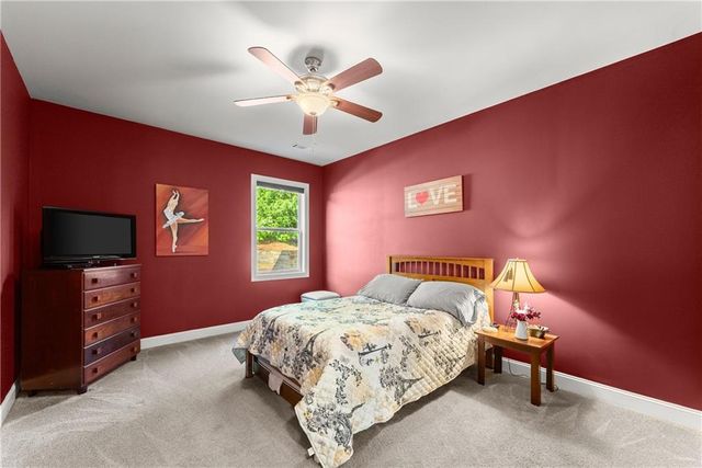 5157 Sunlake Drive, Hoschton, GA 30548