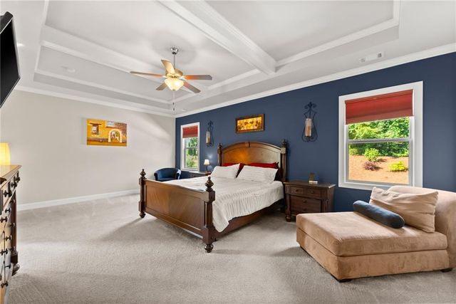 5157 Sunlake Drive, Hoschton, GA 30548