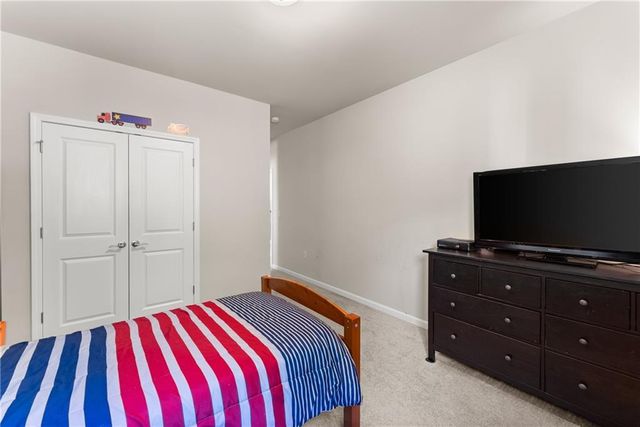 5157 Sunlake Drive, Hoschton, GA 30548