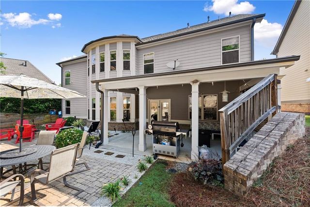 5157 Sunlake Drive, Hoschton, GA 30548