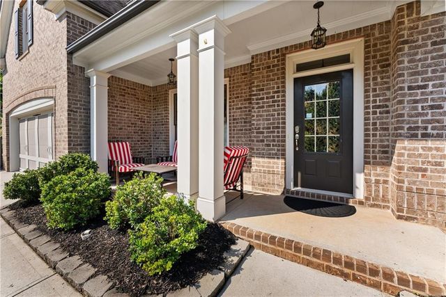 5157 Sunlake Drive, Hoschton, GA 30548