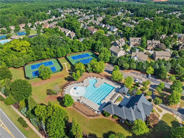 5157 Sunlake Drive, Hoschton, GA 30548
