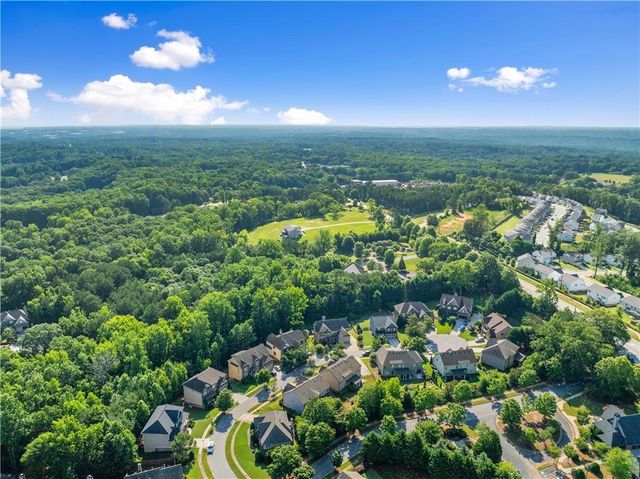 5157 Sunlake Drive, Hoschton, GA 30548