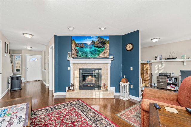 490 River Bend Drive, Crossville, TN 38555