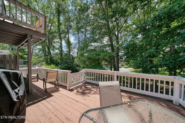 490 River Bend Drive, Crossville, TN 38555