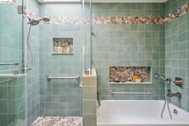 576 Vistamont Ave, Berkeley, CA 94708