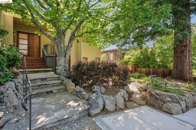 576 Vistamont Ave, Berkeley, CA 94708